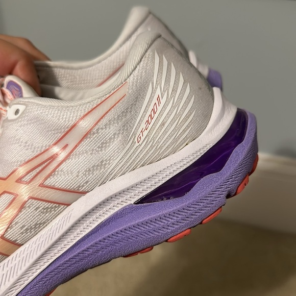 ASICS GT 2000 11 - Picture 3 of 6